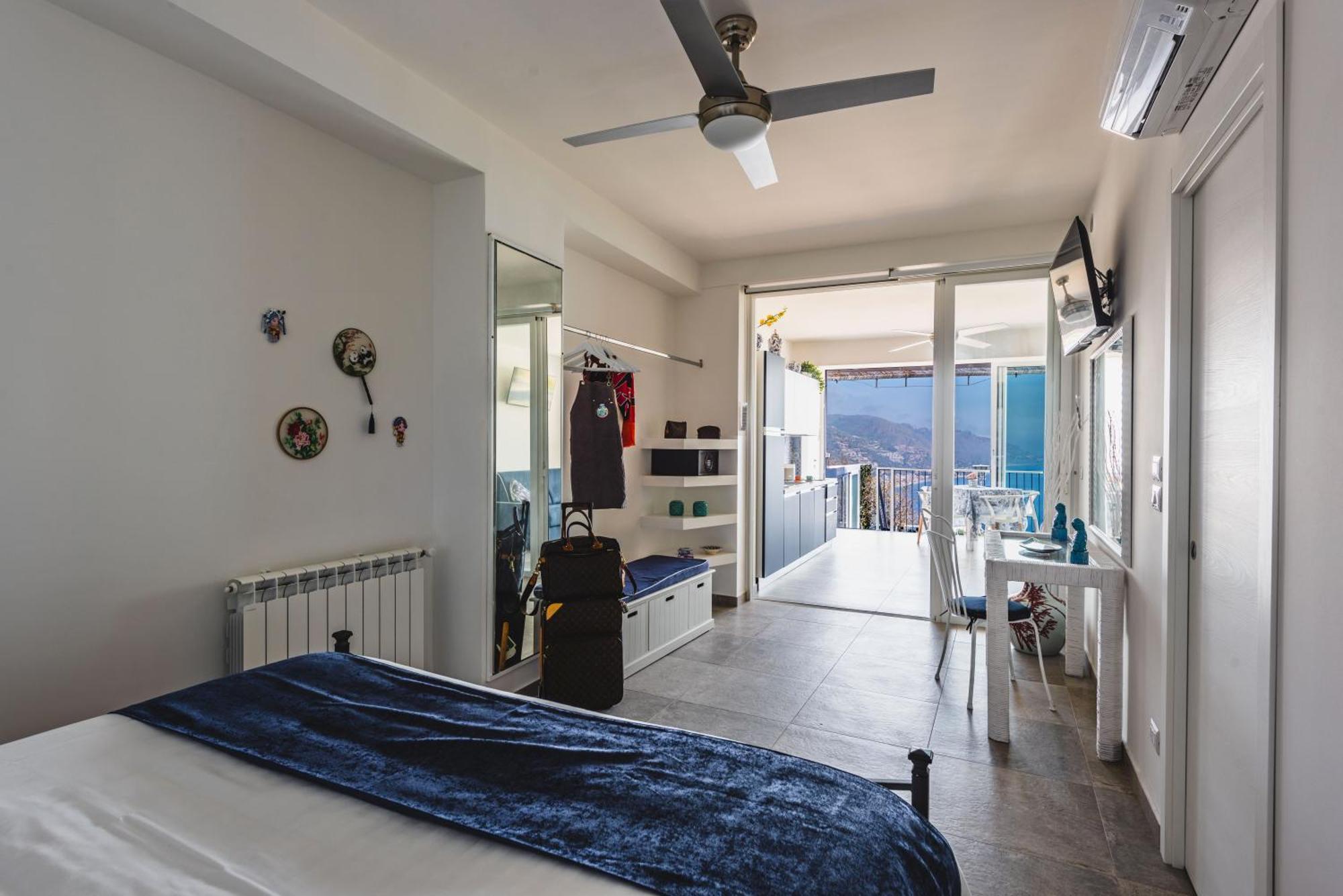 Dream View Suites タオルミーナ エクステリア 写真