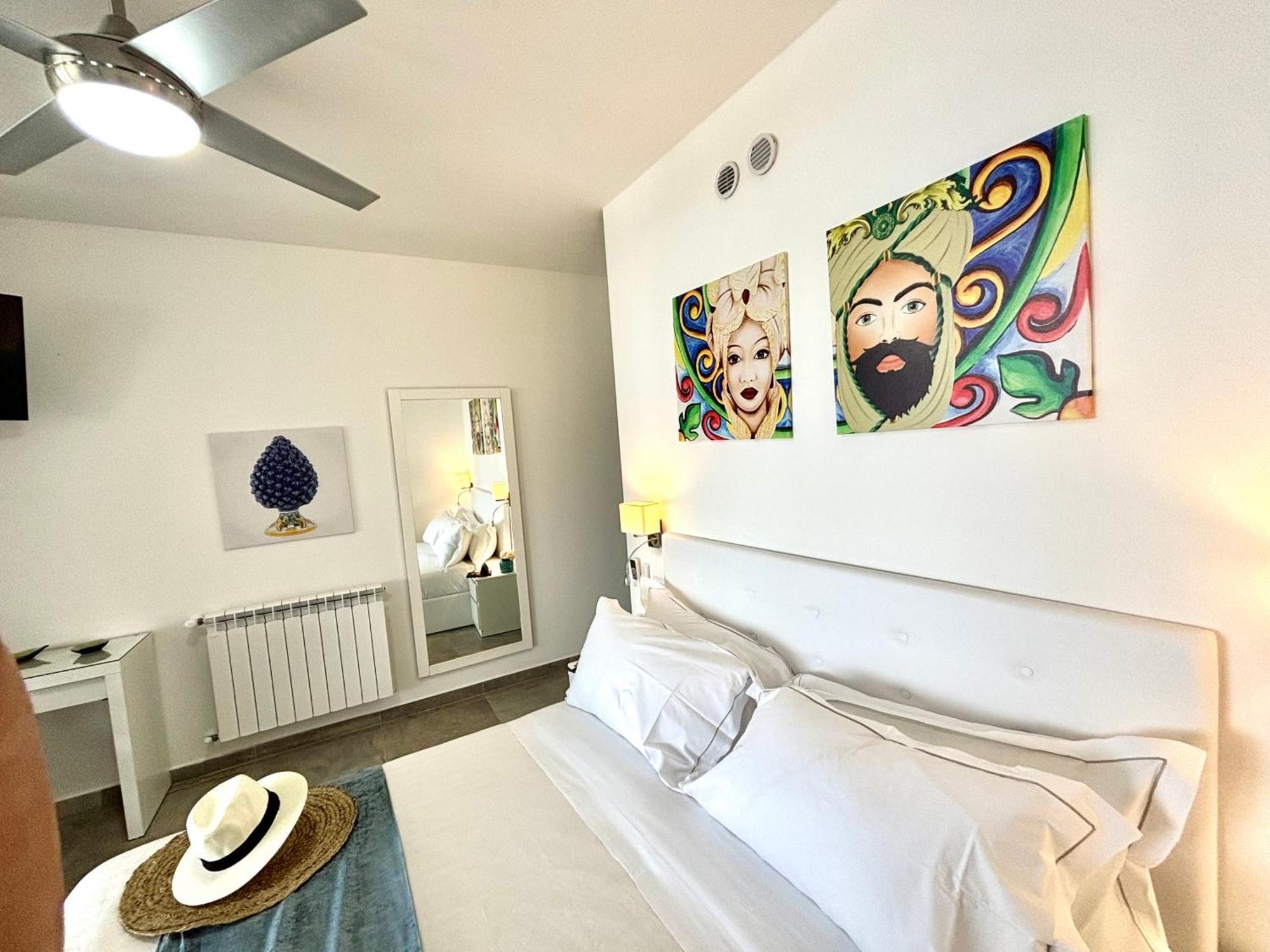 Dream View Suites タオルミーナ エクステリア 写真